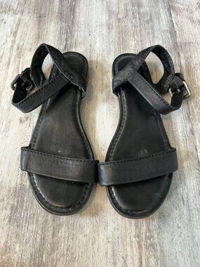 Frye Rachel T Flat Leather Sandals, Black, Women's US 6.5